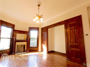 208 8th Ave #1, Brooklyn, NY 11215