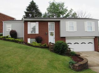 3903 Edge Rd, Pittsburgh, PA 15227