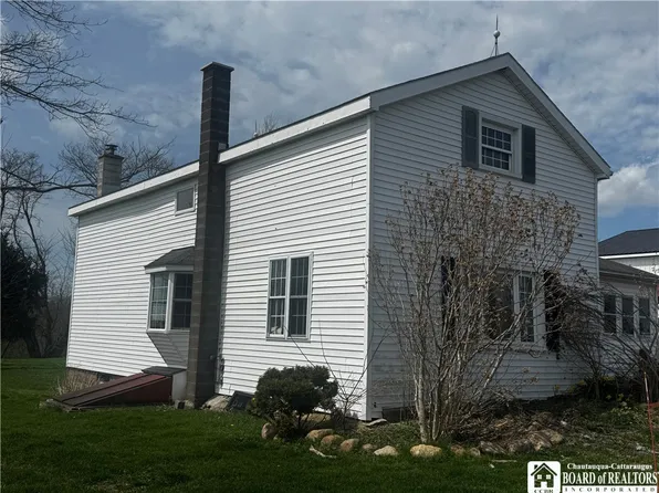 4649 Sherman Mayville Rd, Sherman, NY 14781