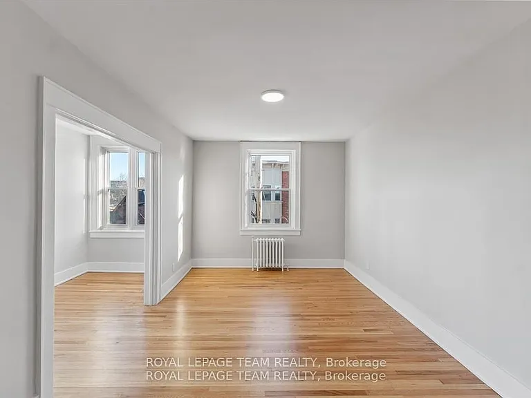 407 Elgin St #30 — Photo 11