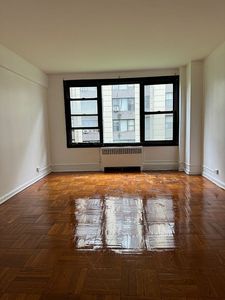 9840 64th Ave APT 2E, Rego Park, NY, 11374