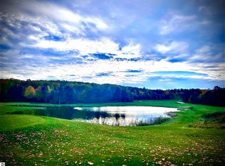 Hawks Eye Dr, Bellaire, MI 49615