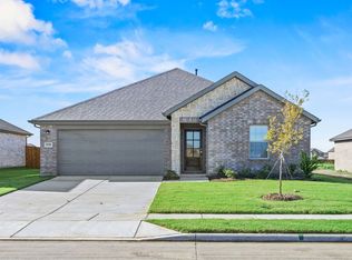 552 Stone Hollow Dr, Van Alstyne, TX 75495