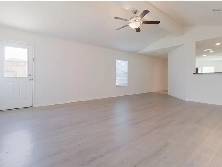 15310 Albert Oak Dr — Photo 9