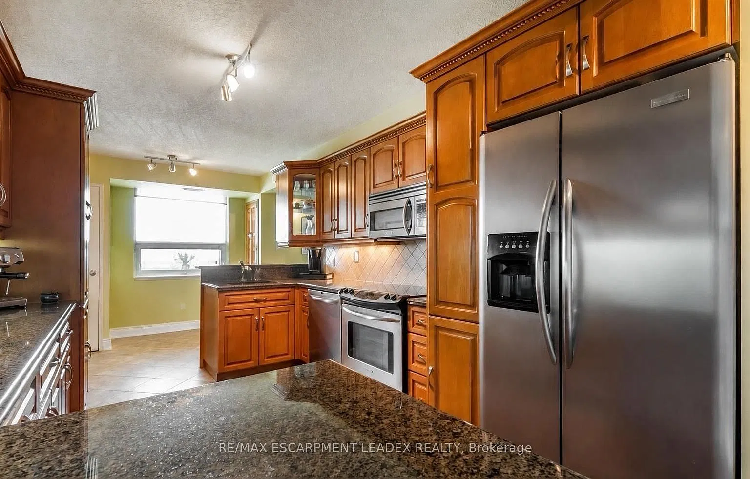 3 bed, $3,150 — Photo 2