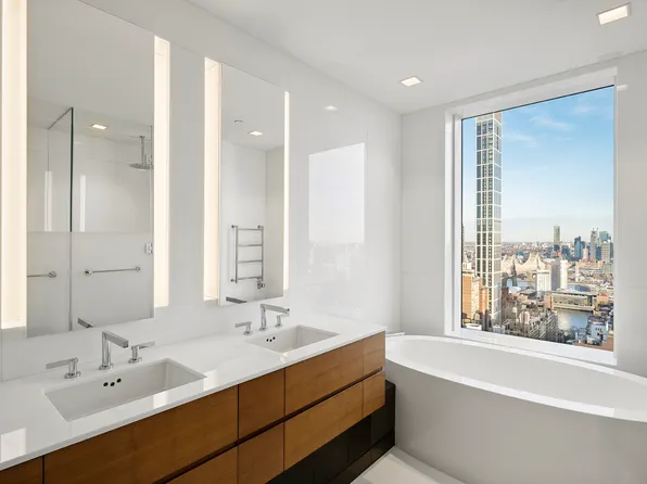 252 East 57th Street image 11 of 19