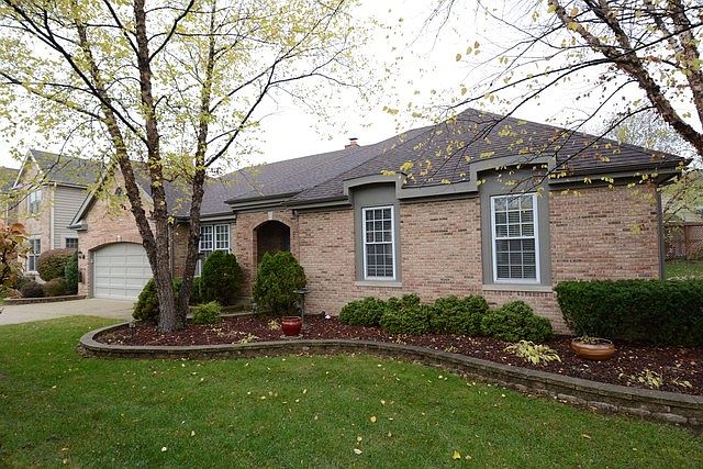 1st image of 323 Torrington Dr