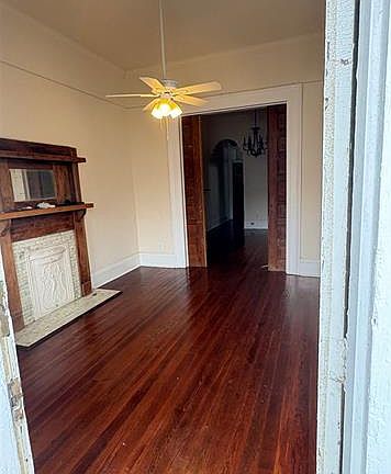 3rd image of 733 Toledano St