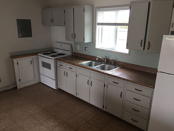 Deep stainless sinks