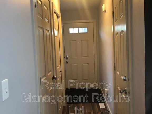 3rd image of 8602 Southfort Blvd #4-0J8