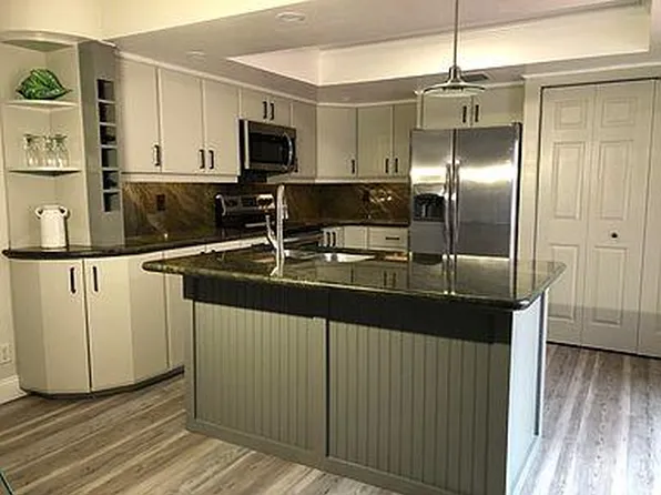 1426 Oxford Ln, Boynton Beach, FL 33426