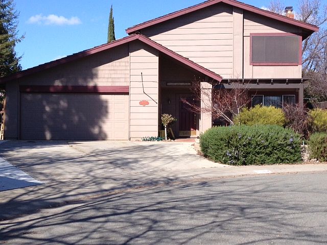1st image of 10162 Bear Valley Ct