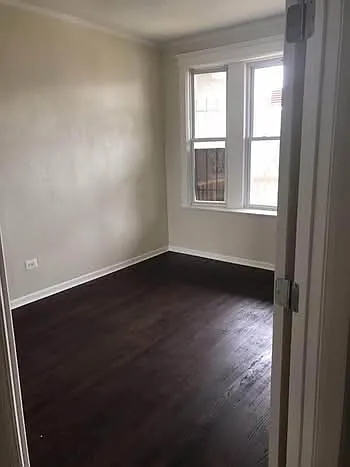 3 bed, 1000 sqft, $1,650 — Photo 2