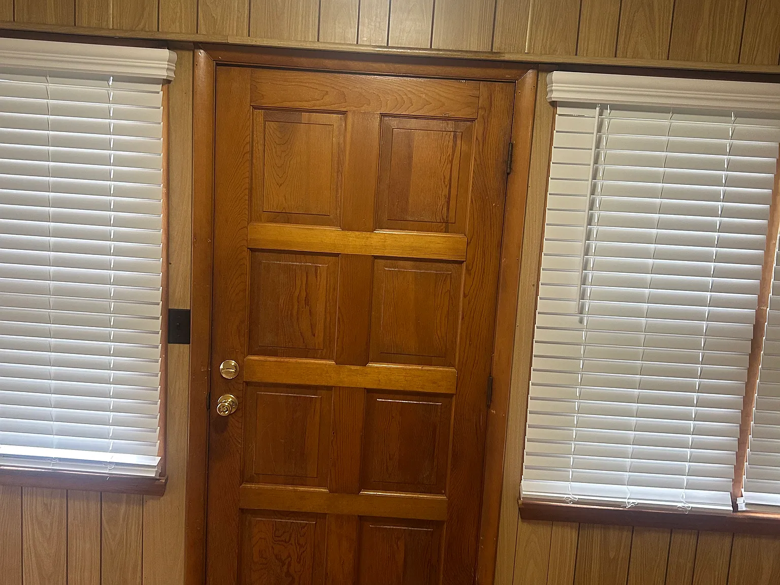 2 bed, 1050 sqft, $750 — Photo 2
