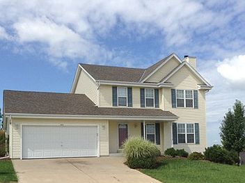 5th image of 840 Apple Grove Ln
