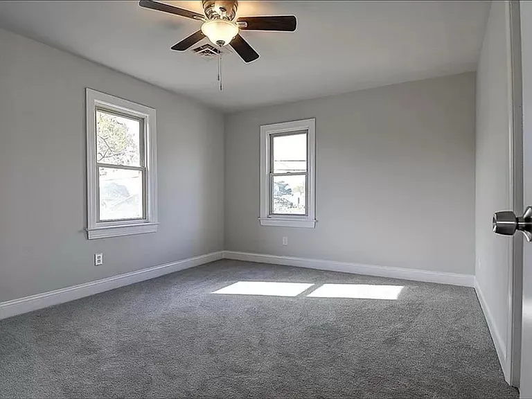 4001 Chesapeake Ave — Photo 7