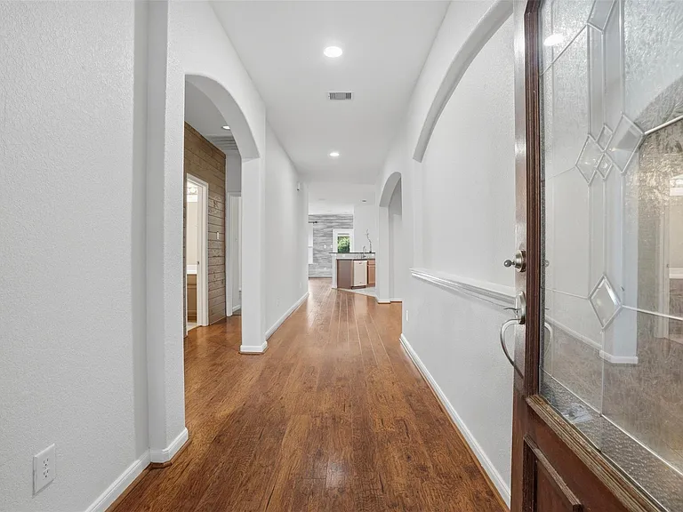 11126 Celano Dr — Photo 4