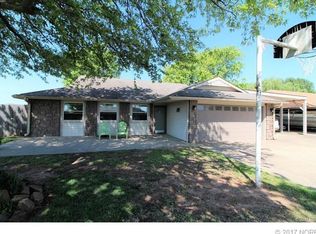 321 Martin Ln, Dewey, OK 74029