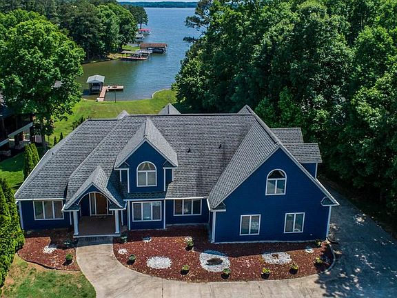 2nd image of 591 Vincent Ln #28