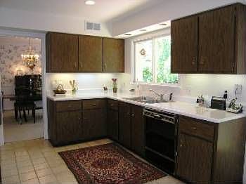 2nd image of 16 Willow Oak Ln