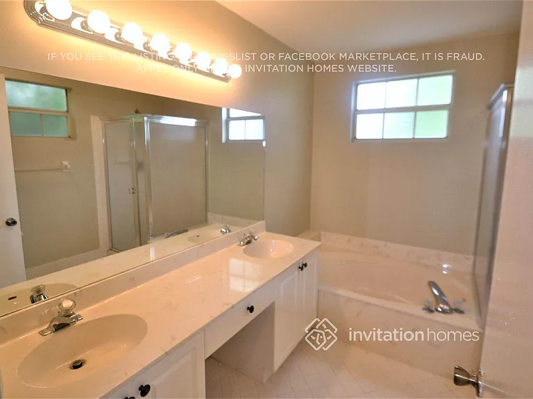 109 NW 117th Ter — Photo 12