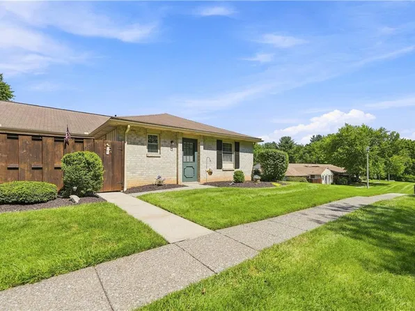 3032 Aronimink Pl, Macungie, PA 18062