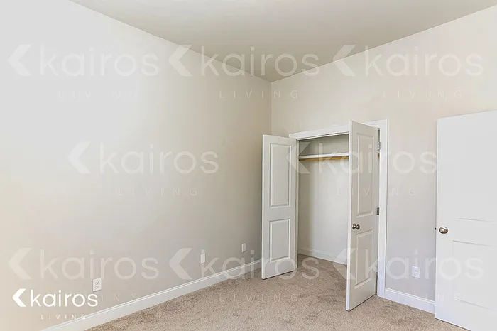 15713 Boothy Ln — Photo 11