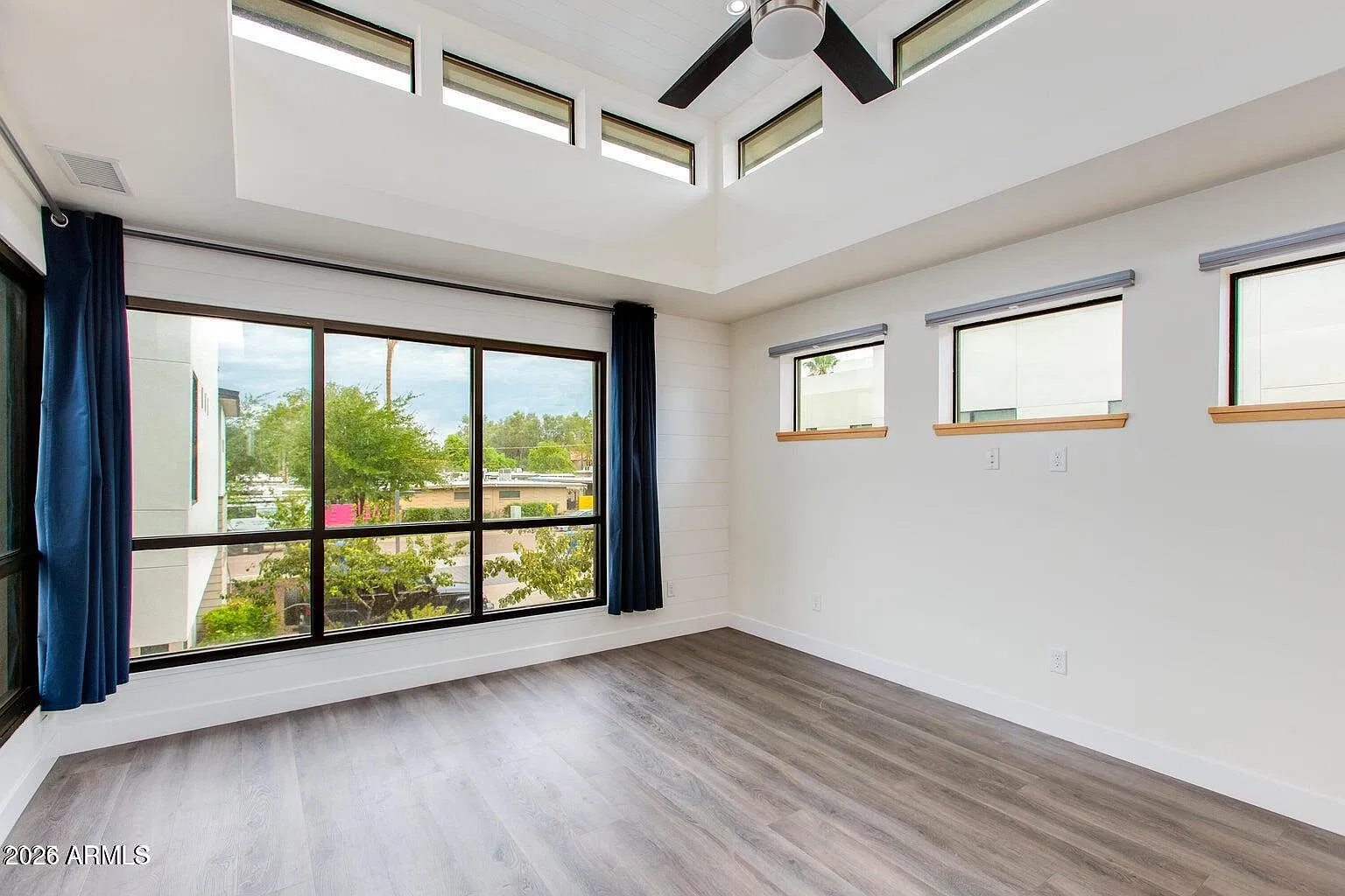 3 bed, 3.0 bath, 1850 sqft, $3,300 — Photo 1