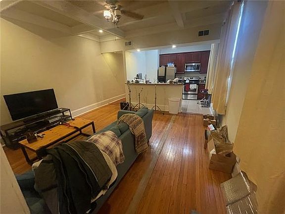 3rd image of 8242 Sycamore St