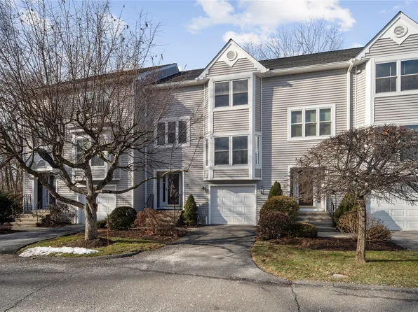 14 Guilford Circle, Goldens Bridge, NY 10526