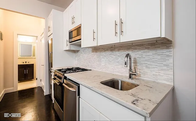 Rented by Citi Habitats | media 32