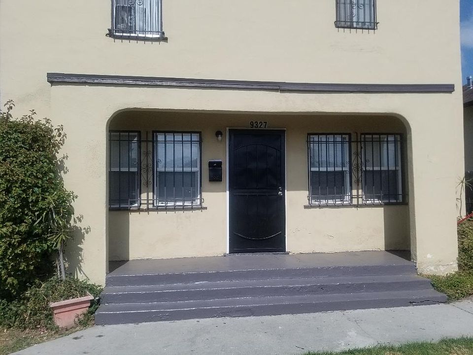 Front Entrance to unit
