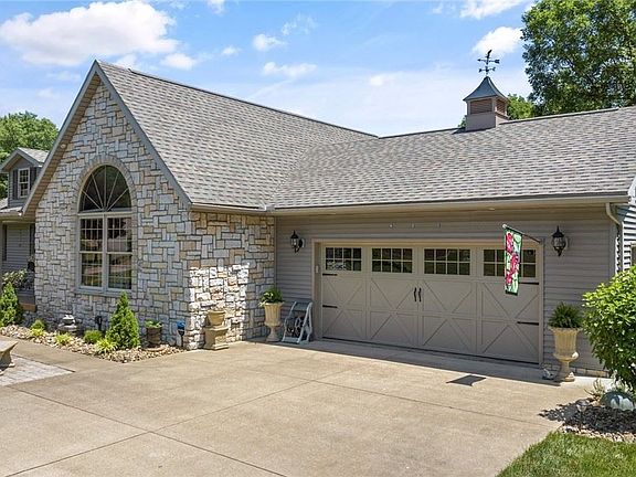 3rd image of 51 Baker Trl