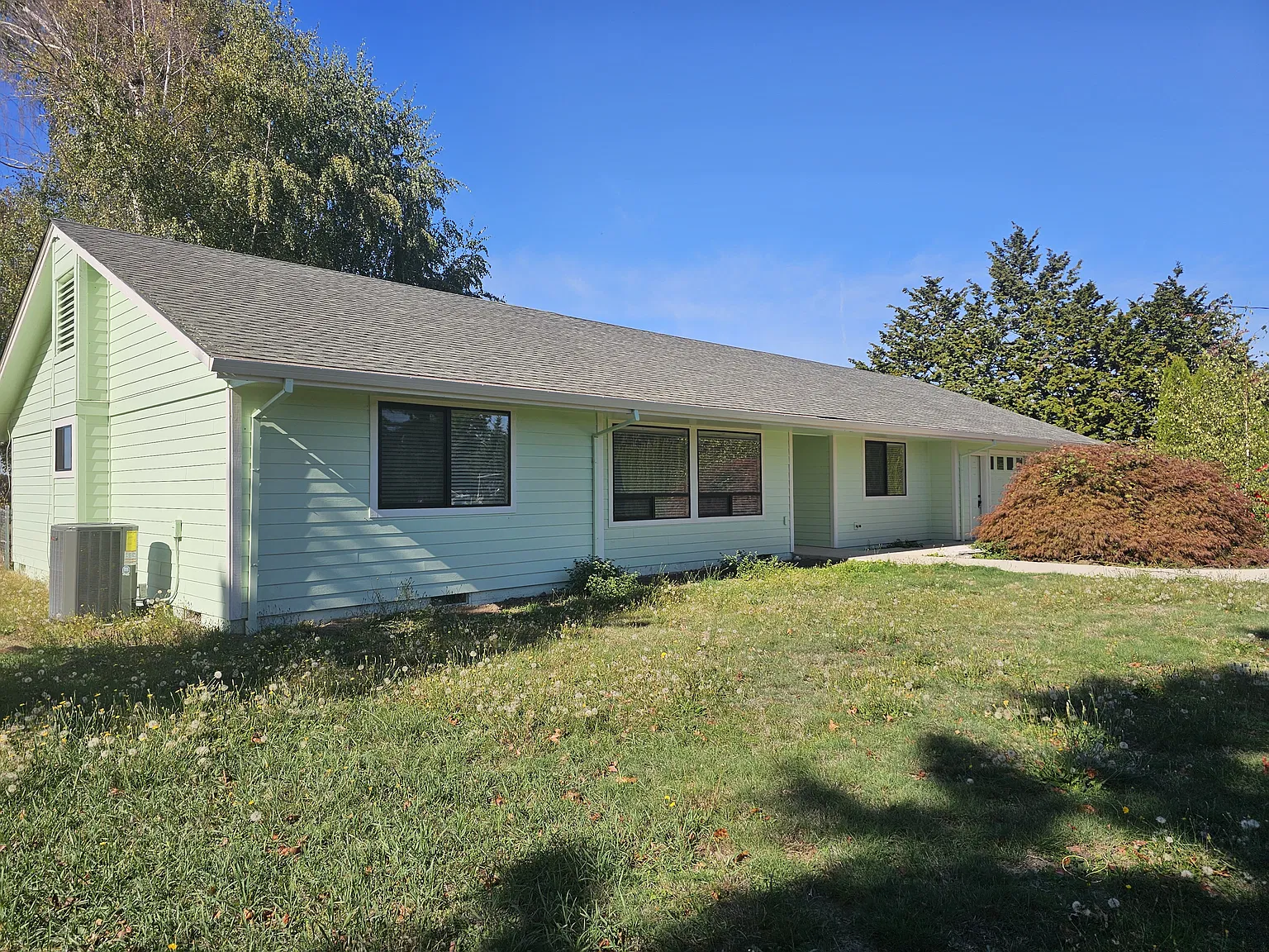 3 bed, 1560 sqft, $3,000 — Photo 1