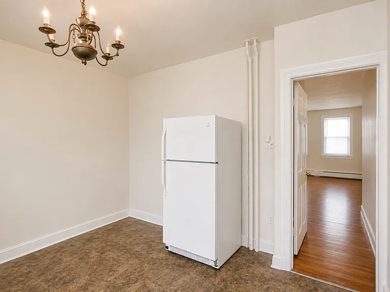 8418-8424 Germantown Ave — Photo 4