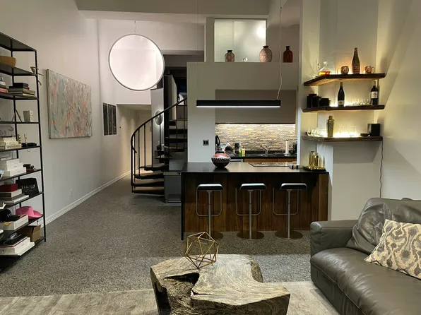 130 Barrow Street image 1 of 12