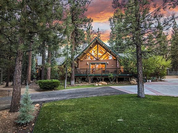 3rd image of 1878 Shady Ln