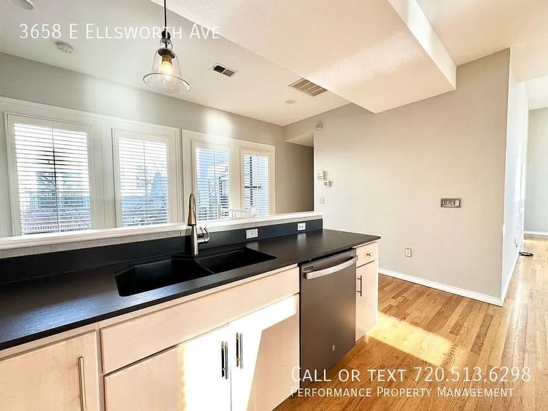 3658 E Ellsworth Ave — Photo 7