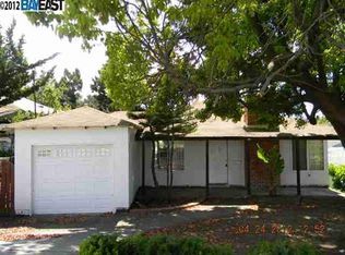 1202 Highland Blvd, Hayward, CA 94542