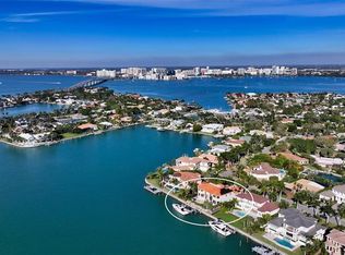 340 W Royal Flamingo Dr, Sarasota, FL 34236