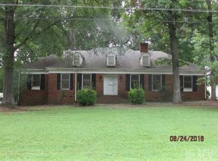 3117 Sharon St, Hickory, NC 28601