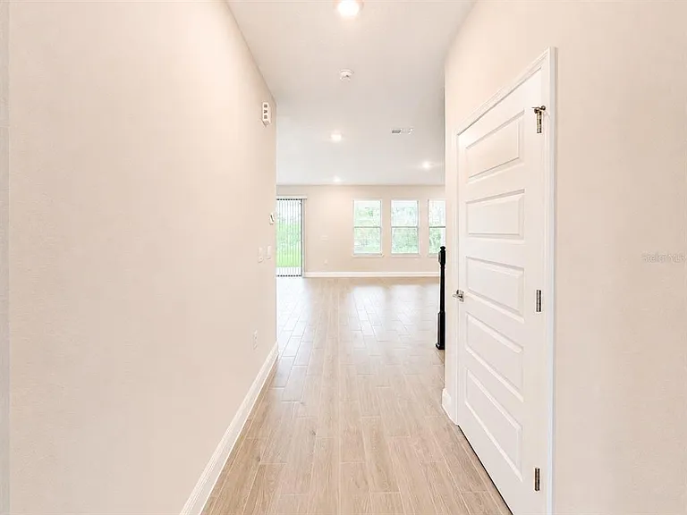 18035 Cider Mill Ln — Photo 8