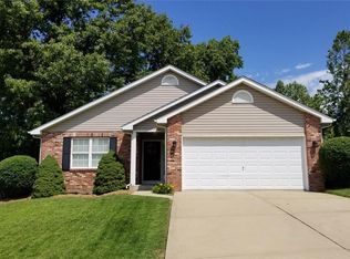 140 Bayfield Dr, Glen Carbon, IL