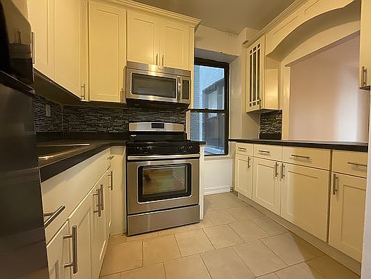 1st image of 201 W 120th St #B2