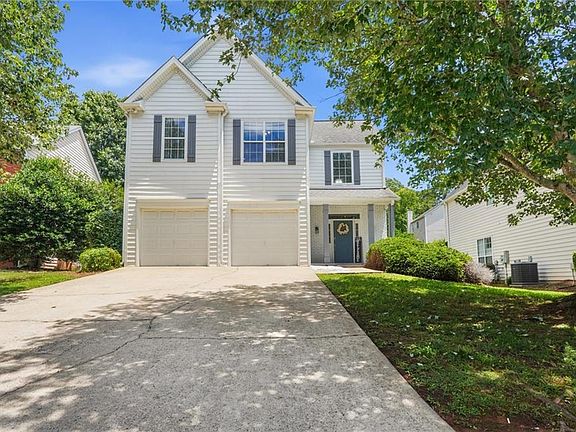 3rd image of 268 Colony Center Dr
