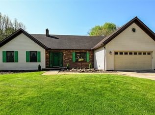 11040 Brookview Dr, Brecksville, OH 44141