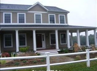 307 Wyassup Rd, N Stonington, CT 06359