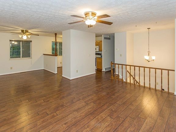 5th image of 6598 Knottypine Dr