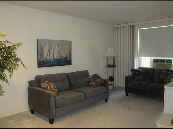 4th image of 5601 Riverdale Avenue #6S