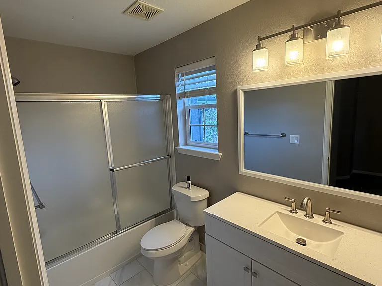 374 Willowick Cir — Photo 8